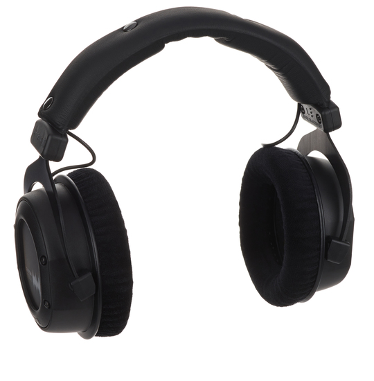 beyerdynamic (ベイヤーダイナミック CUSTOM STUDIO Beyerdynamic Custom Studio Review | headphonecheck.com