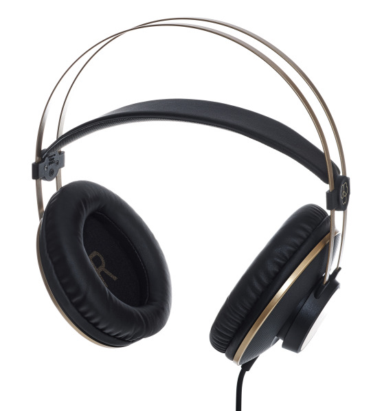 AKG K92  Headphone Reviews and Discussion 