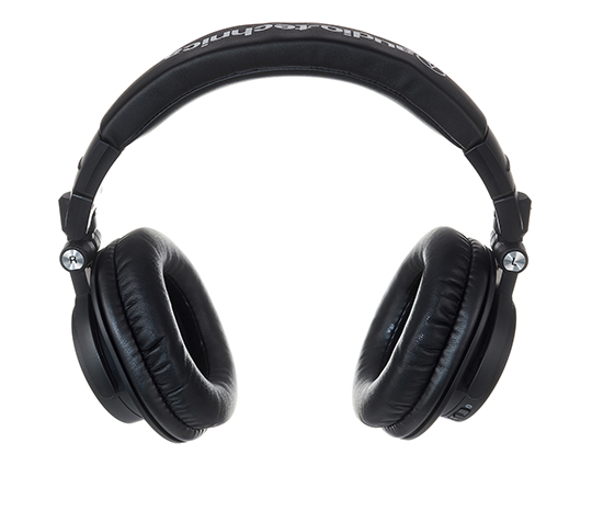 Audio-Technica ATH-M50xBT Review | headphonecheck.com