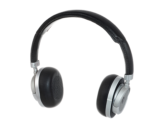 Master & Dynamic MW50+ Review | headphonecheck.com Master & Dynamic MW50+ Review | headphonecheck.com