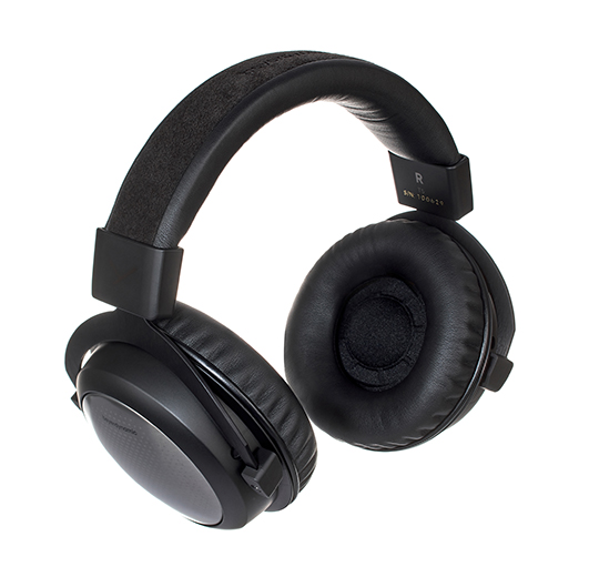 Beyerdynamic T5 3rd Generation Review | headphonecheck.com Beyerdynamic T5 3rd Generation Review | headphonecheck.com