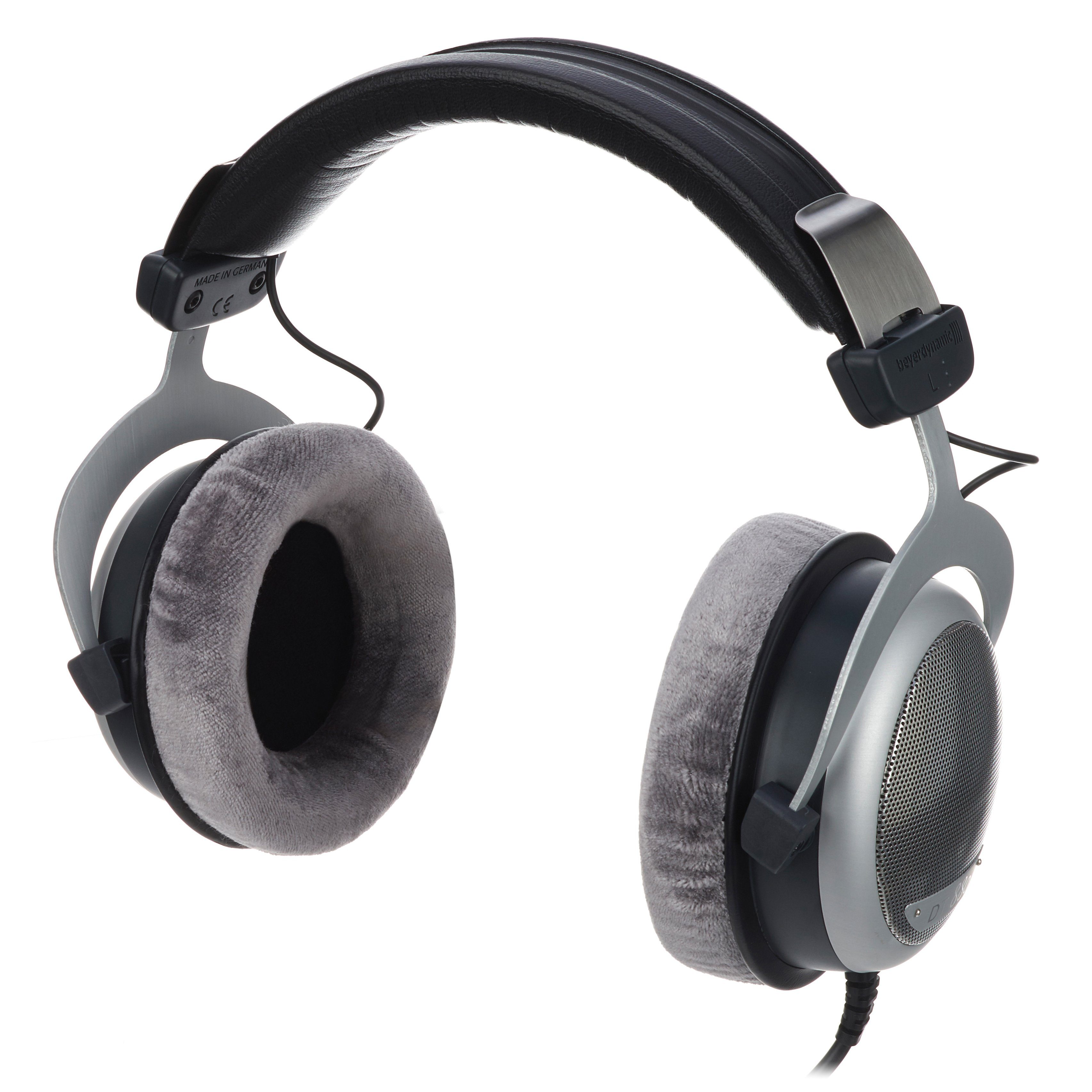 Beyerdynamic DT 880 Edition 250 Ohm Review | headphonecheck.com