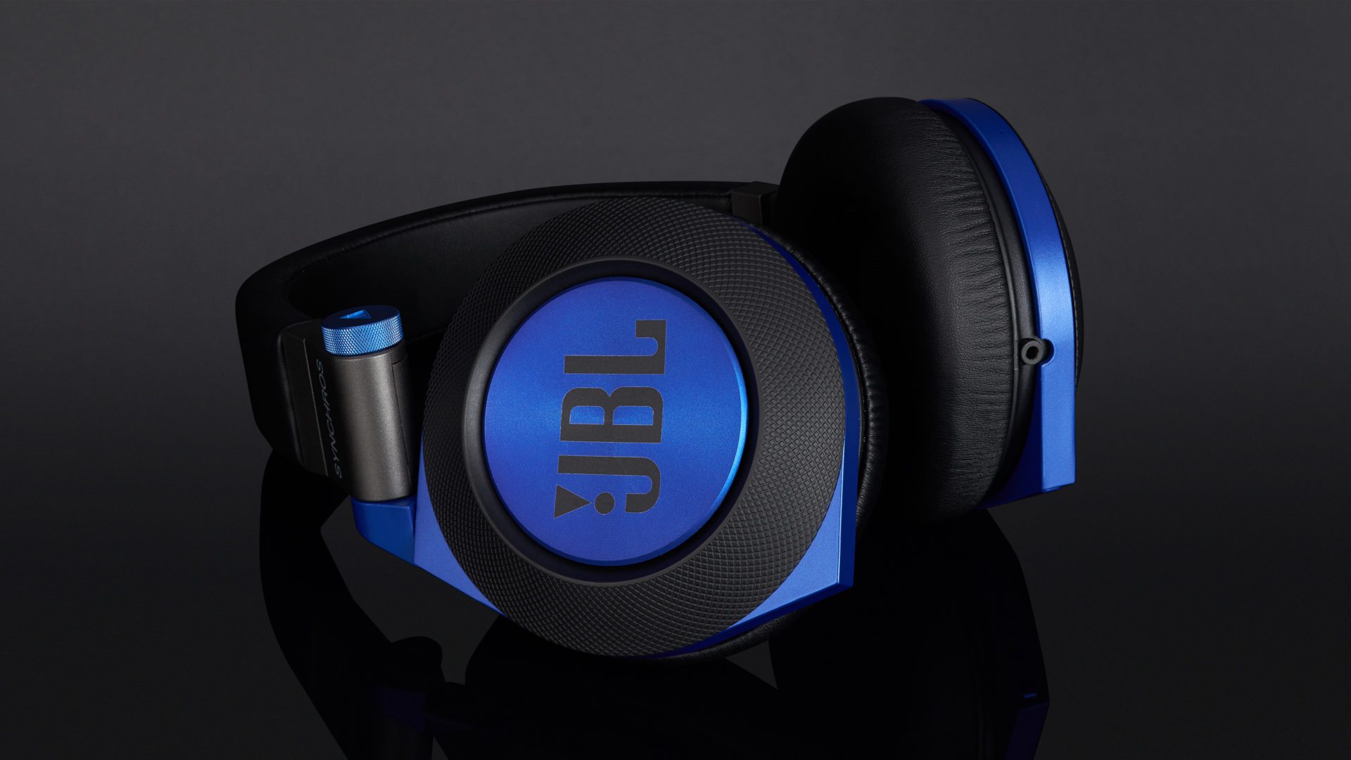 JBL e50bt. JBL e250. JBL 101bt синие.