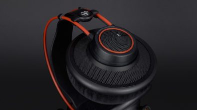 AKG K712 Pro Review | headphonecheck.com