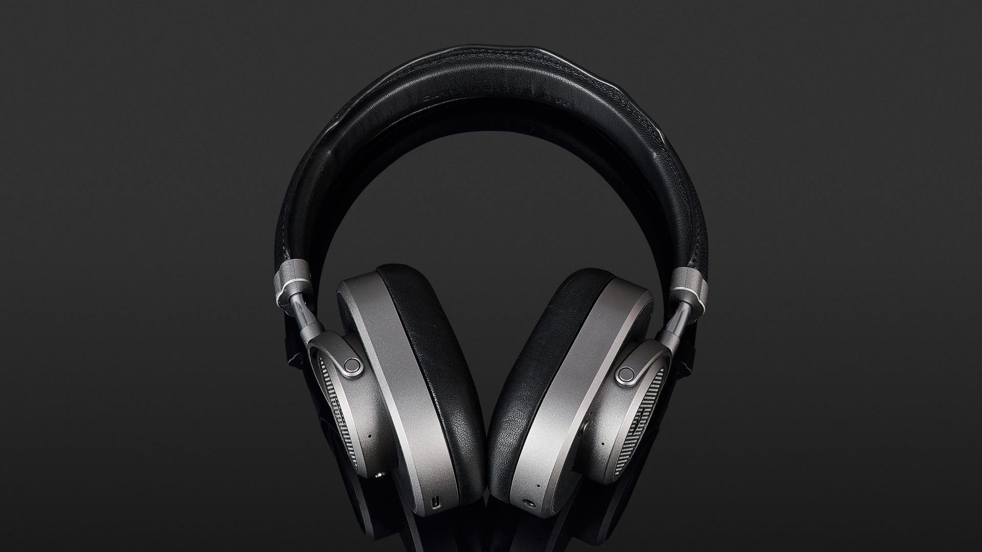 Master & Dynamic MW65 Review | headphonecheck.com