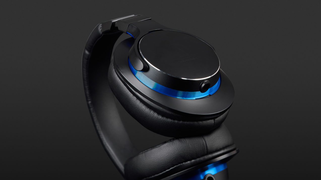 Audio-Technica ATH-MSR7b Review | headphonecheck.com