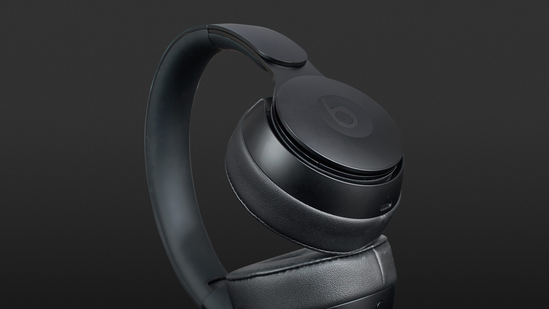 上質Beats by Dr Dre SOLO PRO GRAY ヘッドホン