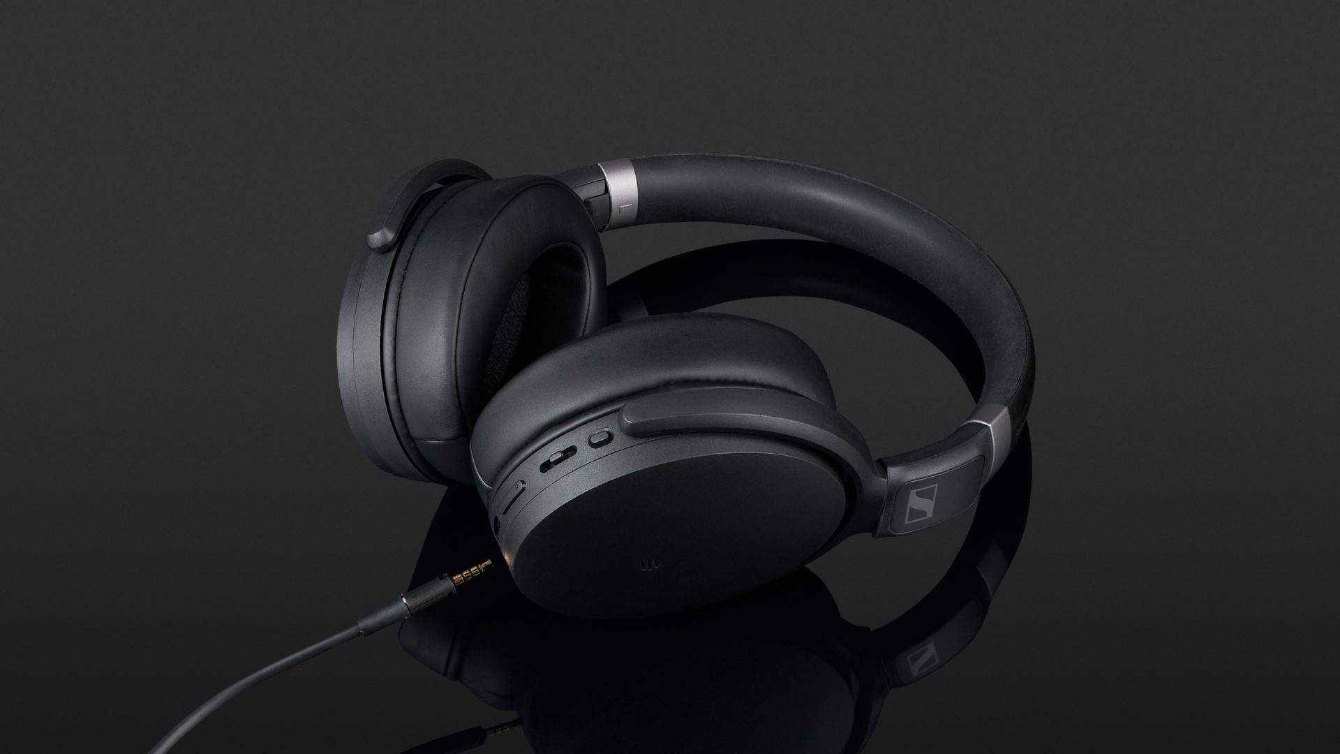 Sennheiser HD 450BT Black Wireless Headphones with ANC