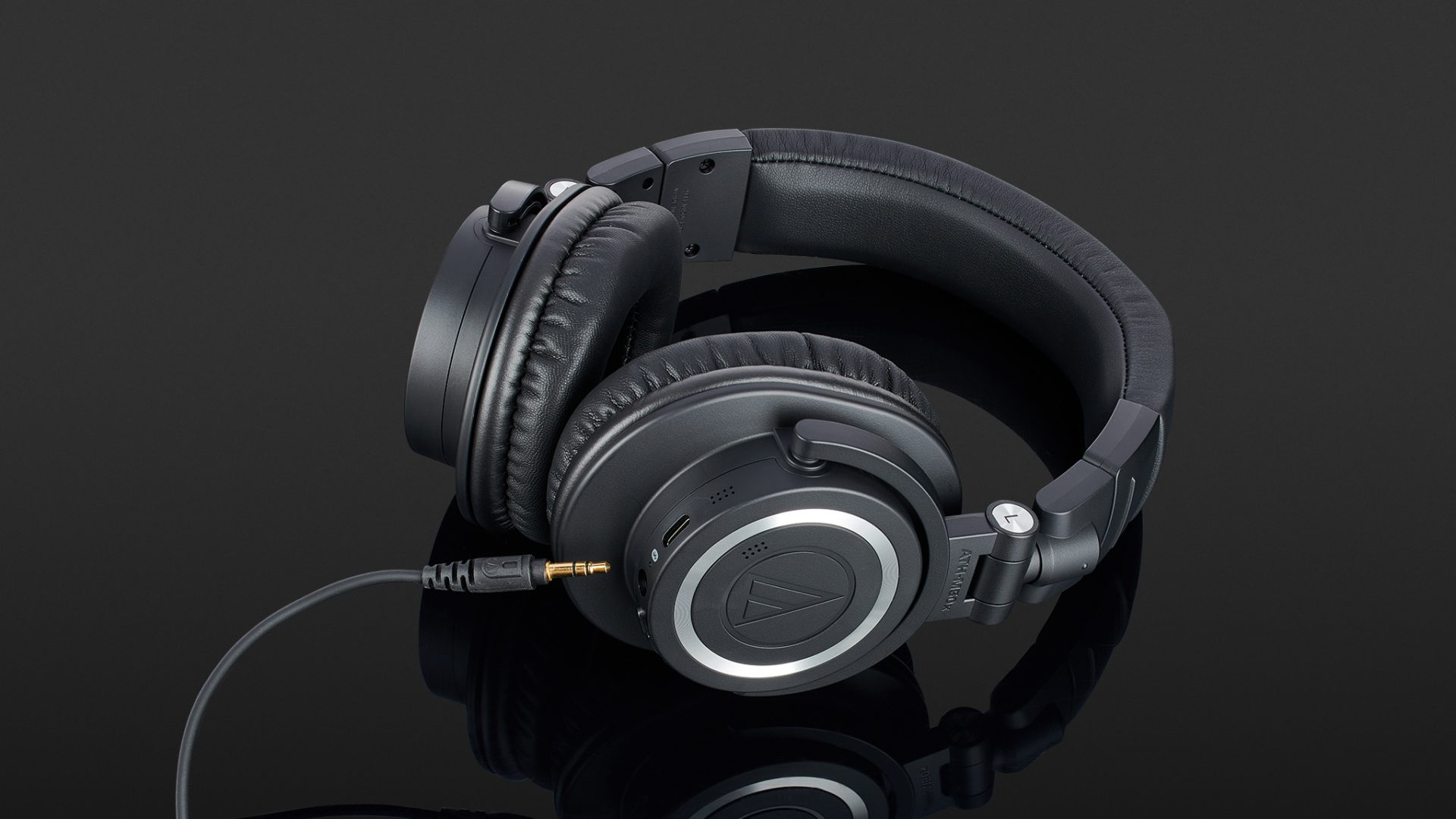 Audio-Technica ATH-M50xBT2 Review | headphonecheck.com